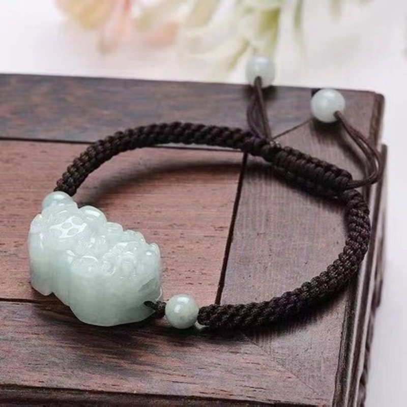 Jewelry & Watches Sp Zo O - سوار بيكسيو من اليشم الطبيعي من