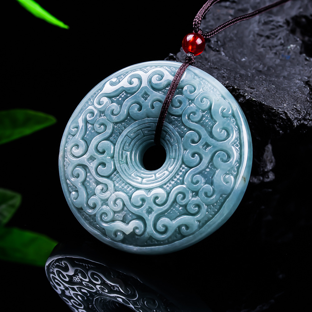 Jewelry & Watches Sp Zo O - قلادة زهرة من اليشم البورمي الطبيعي،