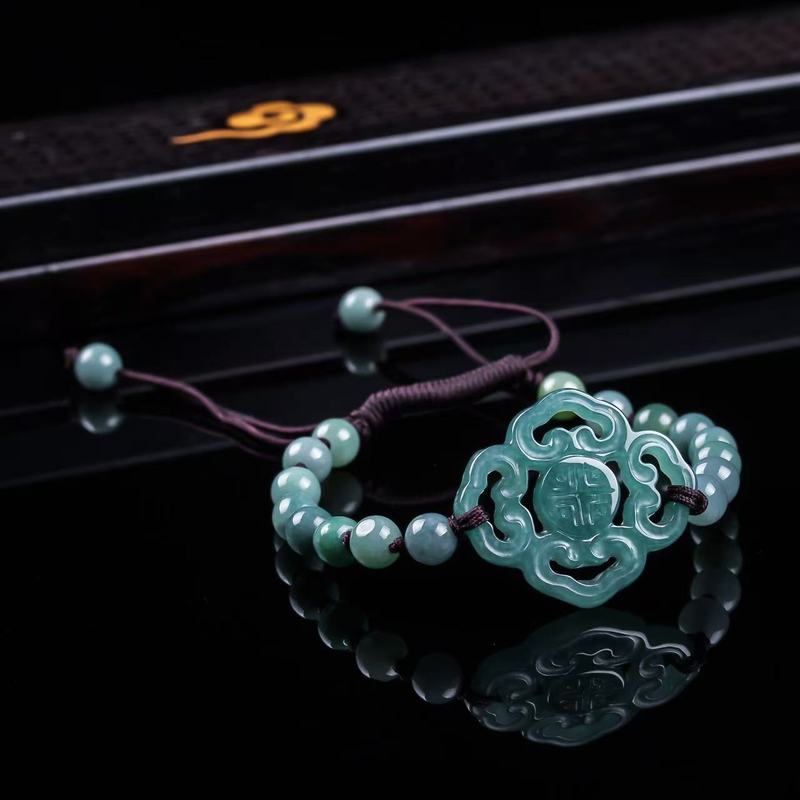 سوار من اليشم الطبيعي من الدرج - مراجعة Jewelry & Watches Sp Zo O وسعره