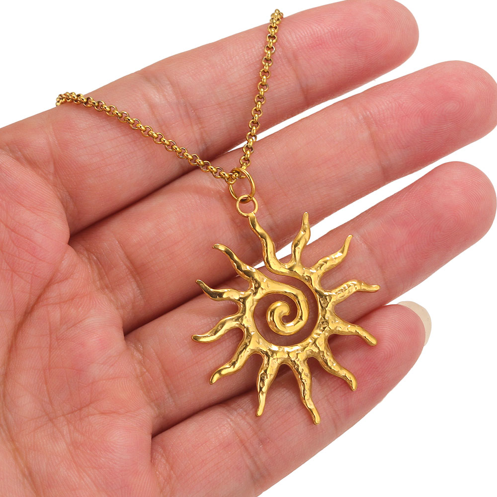 سحر الشمس المبتسم لصنع ، الفول - مراجعة Moon Star Earrings وسعره
