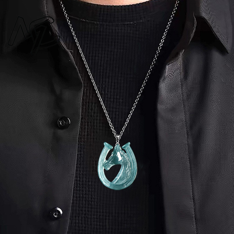 قلادة من الفضة S925 بحجر اليشم - مراجعة Jewelry & Watches Sp Zo O وسعره